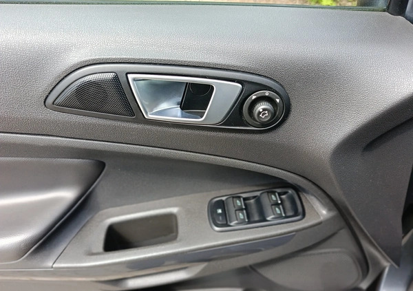 Ford EcoSport cena 41900 przebieg: 145000, rok produkcji 2016 z Wałbrzych małe 466
